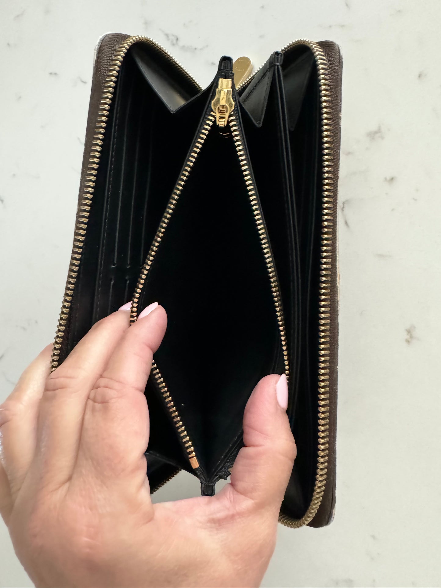 LOUIS VUITTON Time Trunk Damier Ebene Zippy Wallet Gold Hardware...SUPER RARE! (Pre-Loved)