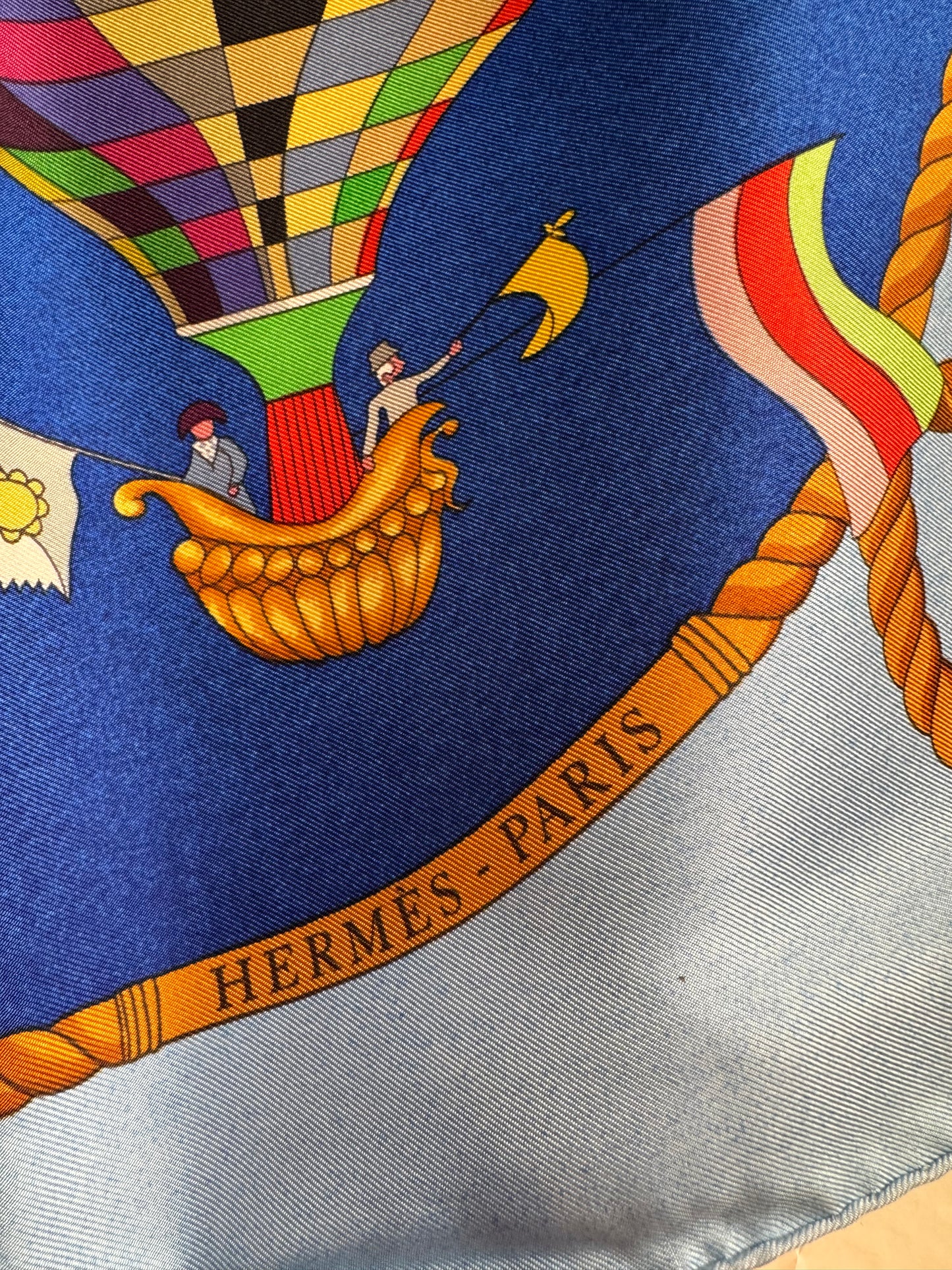HERMES Les Folies du
Ciel