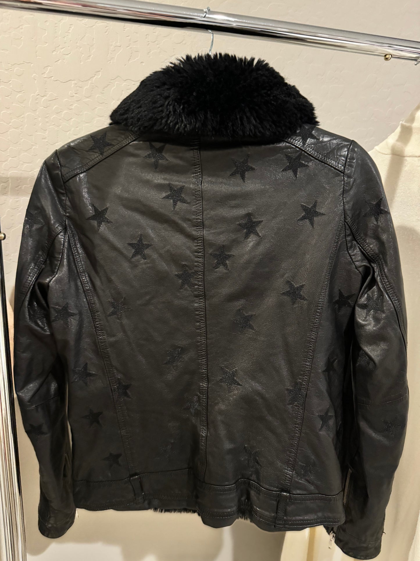 Samantha Sipos - Black Seeing Stars Faux Fur Jacket (Pre-Loved) Size: M