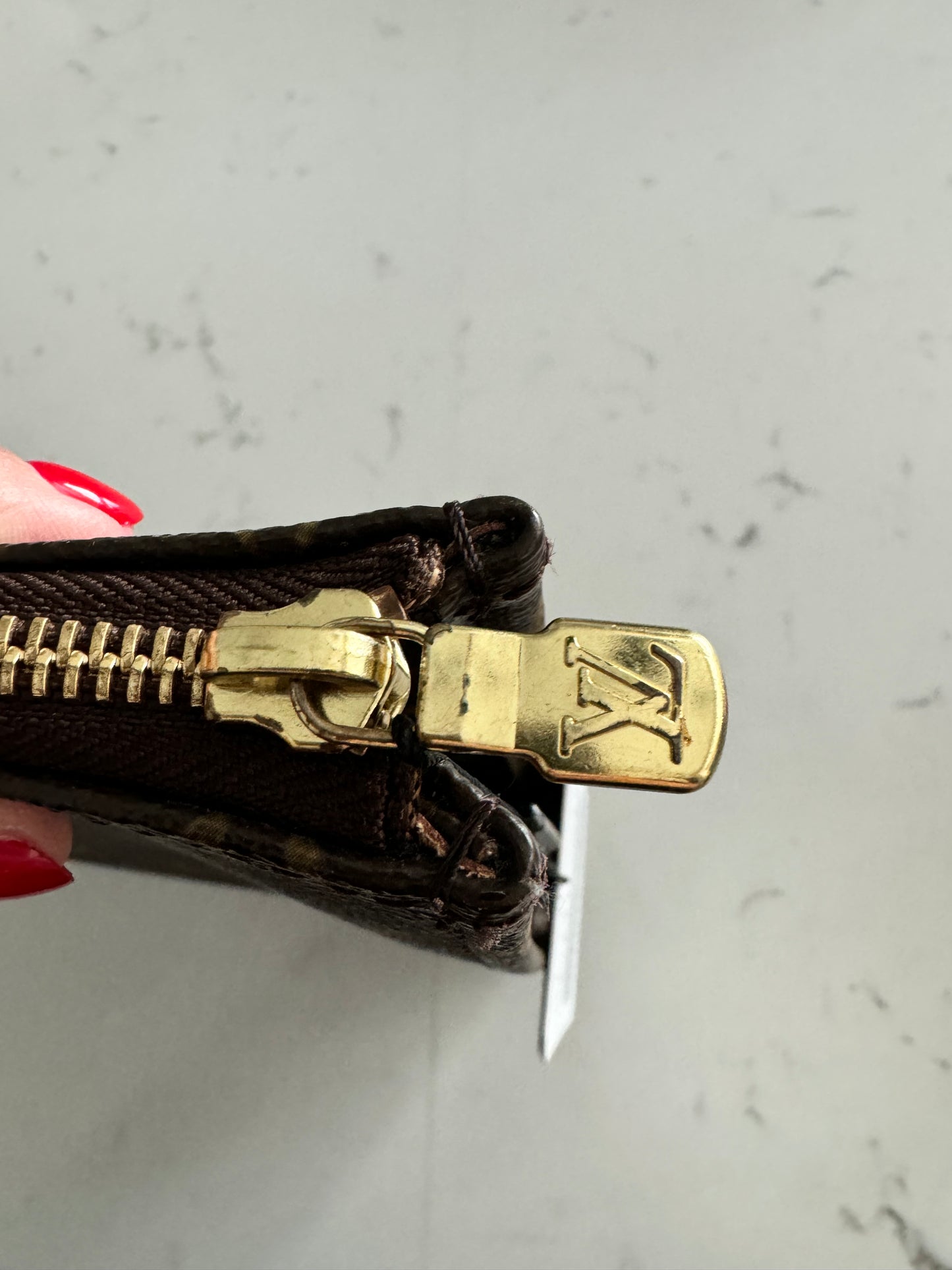 LOUIS VUITTON - Vintage L V Pochette Document Holder (Pre-Loved)