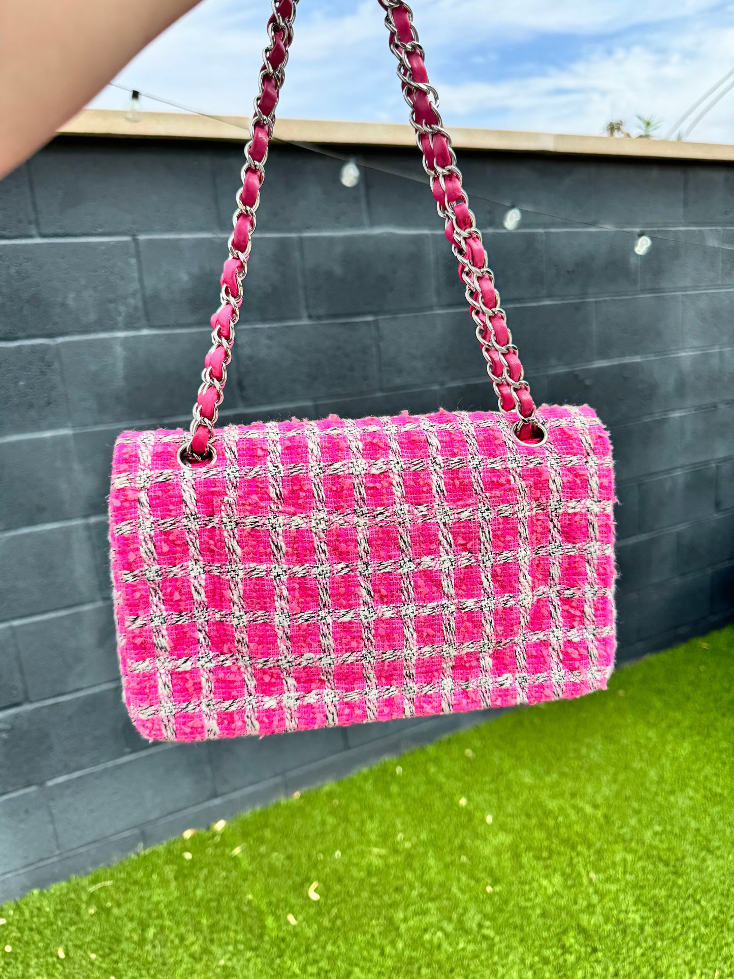 CHANEL Medium Double Flap Pink/Black/White Tweed (Pre-Loved)