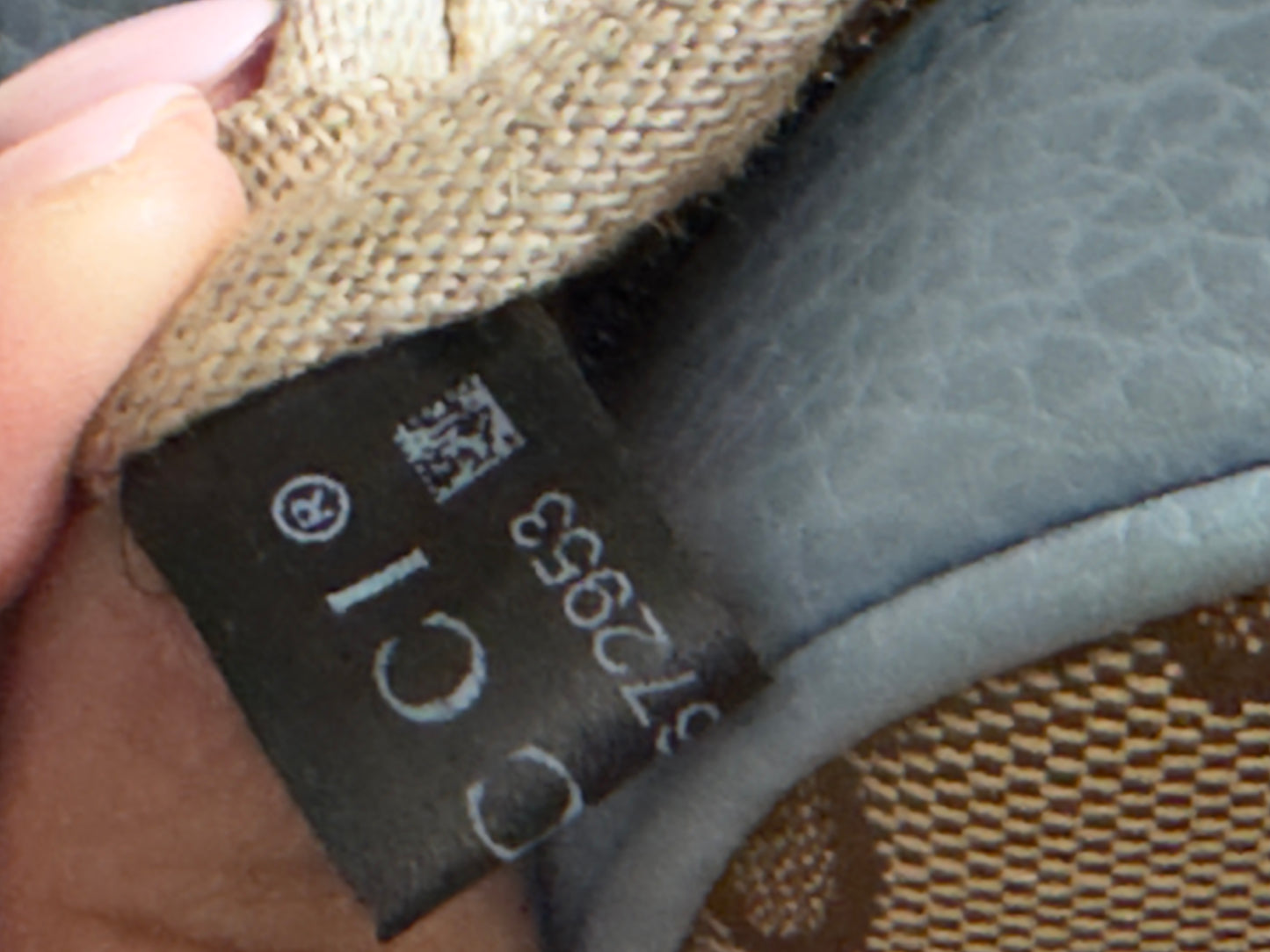 GUCCI Blue Original GG Canvas Bree Crossbody (Like New)
