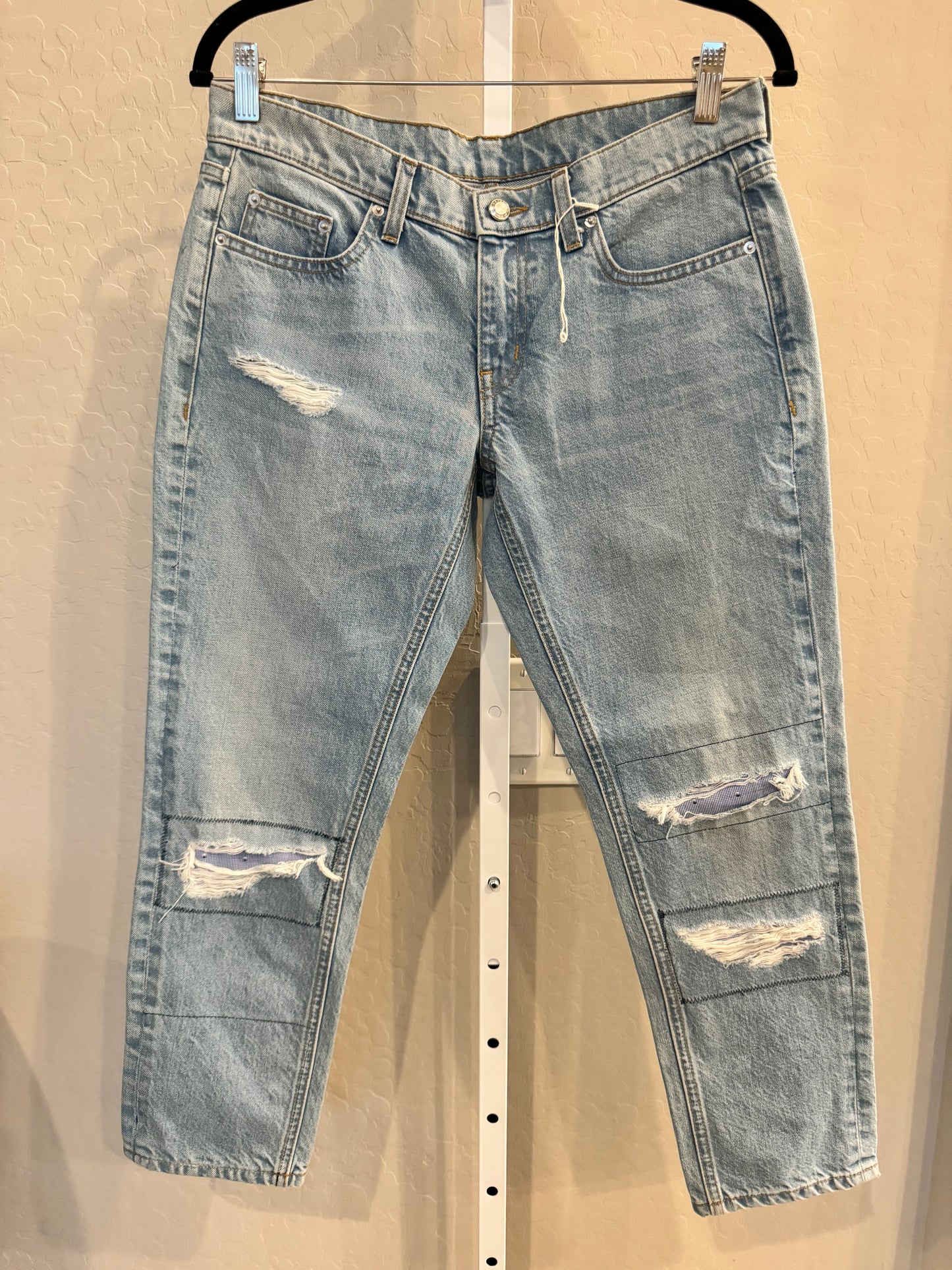 DEREK LAM 10 CROSBY Mila Mid-Rise Girlfriend Distressed Jean (New) Size: 27