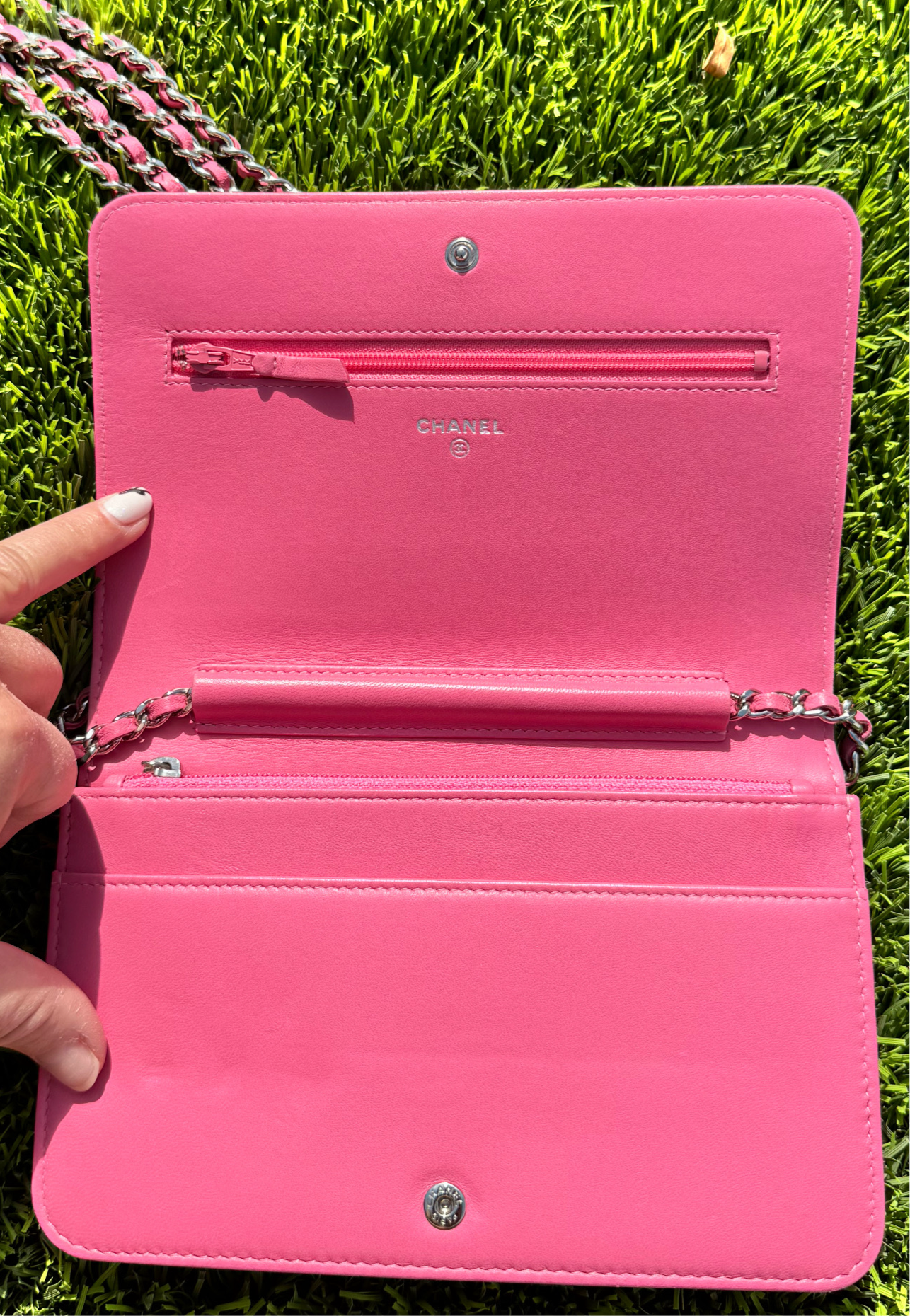 CHANEL Pink Ombre Lambskin WOC (Pre-Loved)