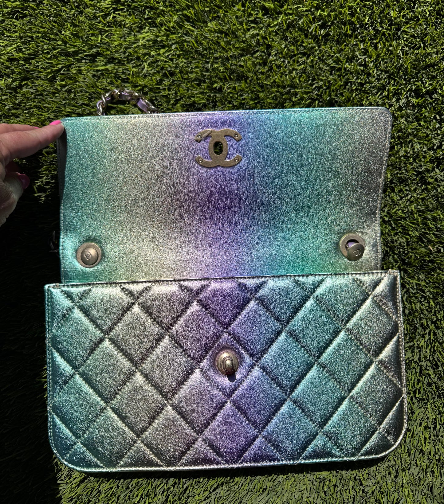 CHANEL 2024 Large CC Flap Bag (Rainbow)