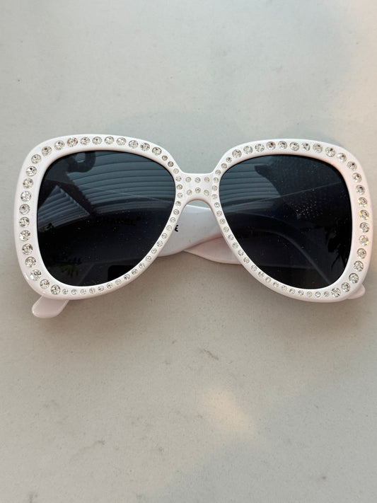 CHANEL Rare Vintage Runway 1995 Barbie Collection White CC Crystals sunglasses