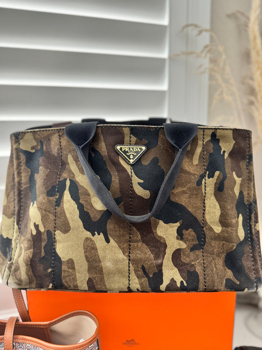 PRADA-Logo Camouflage Canapa Canvas Large Tote-Bag (Pre-Loved)