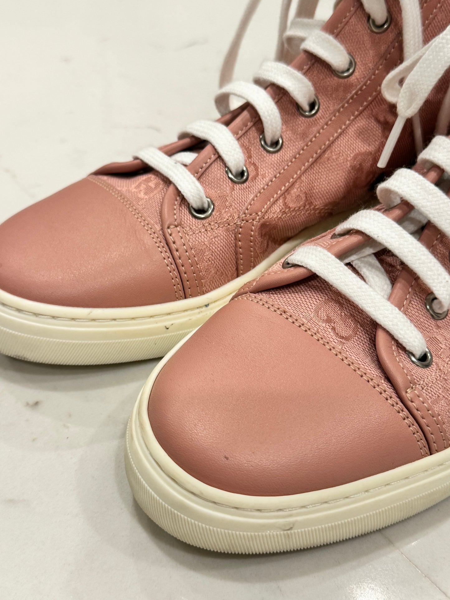 GUCCI GG Pink High Top Canvas and Leather Sneakers Size: 36.5 (Preloved)