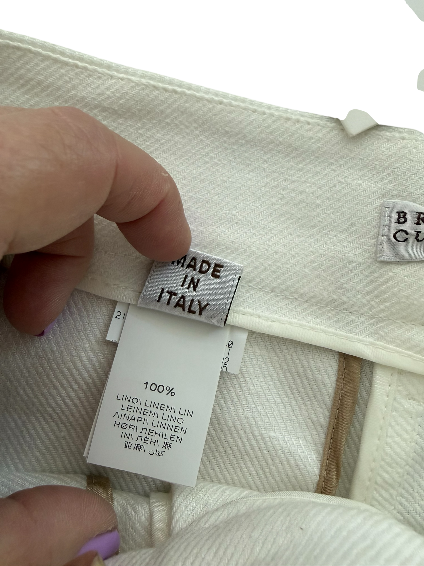 Brunello Cucinelli White Linen Tailored Bermuda Shorts Size: 38