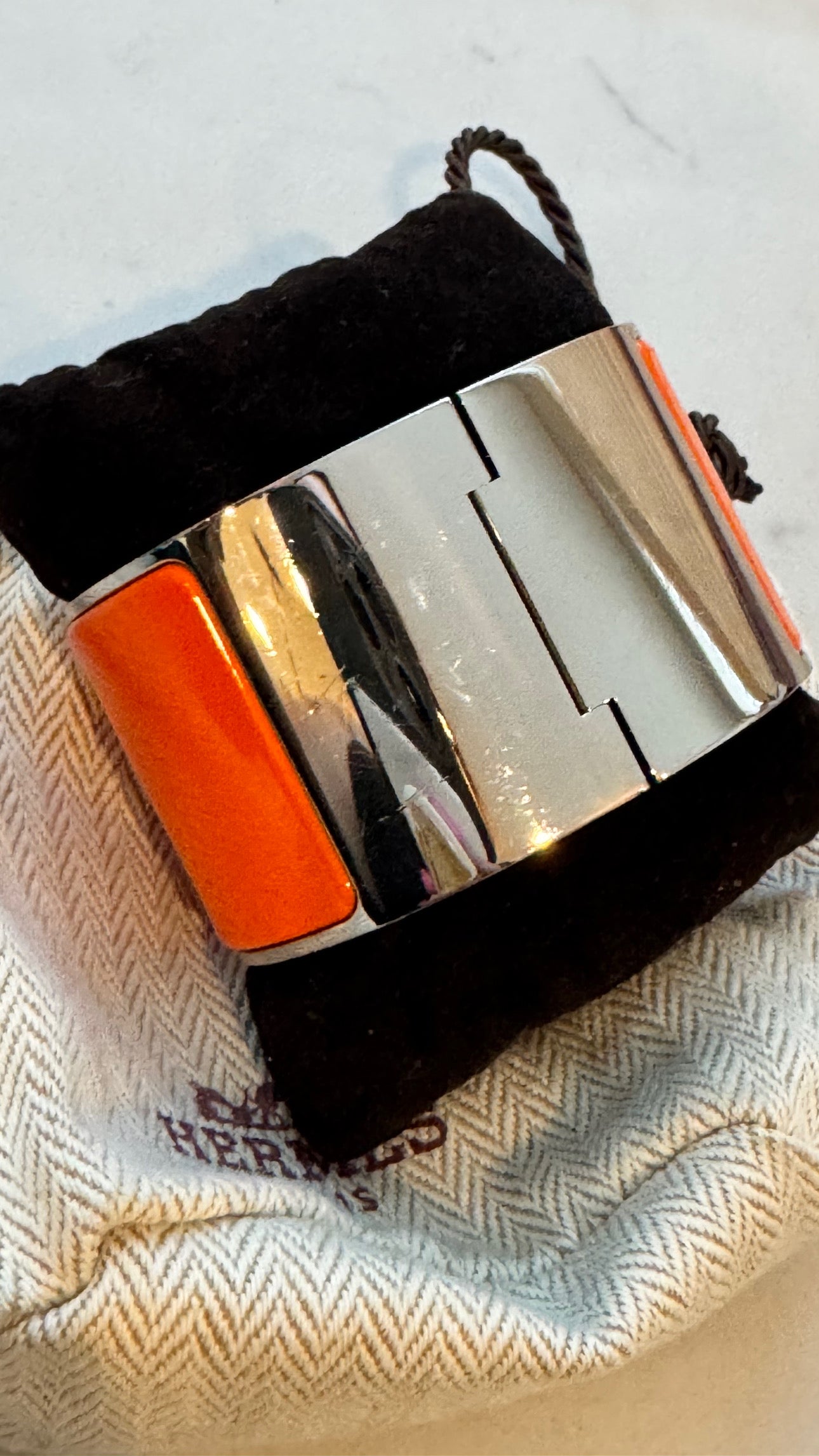 HERMES XL Clic Clac H bracelet Size: PM (Pre Loved)