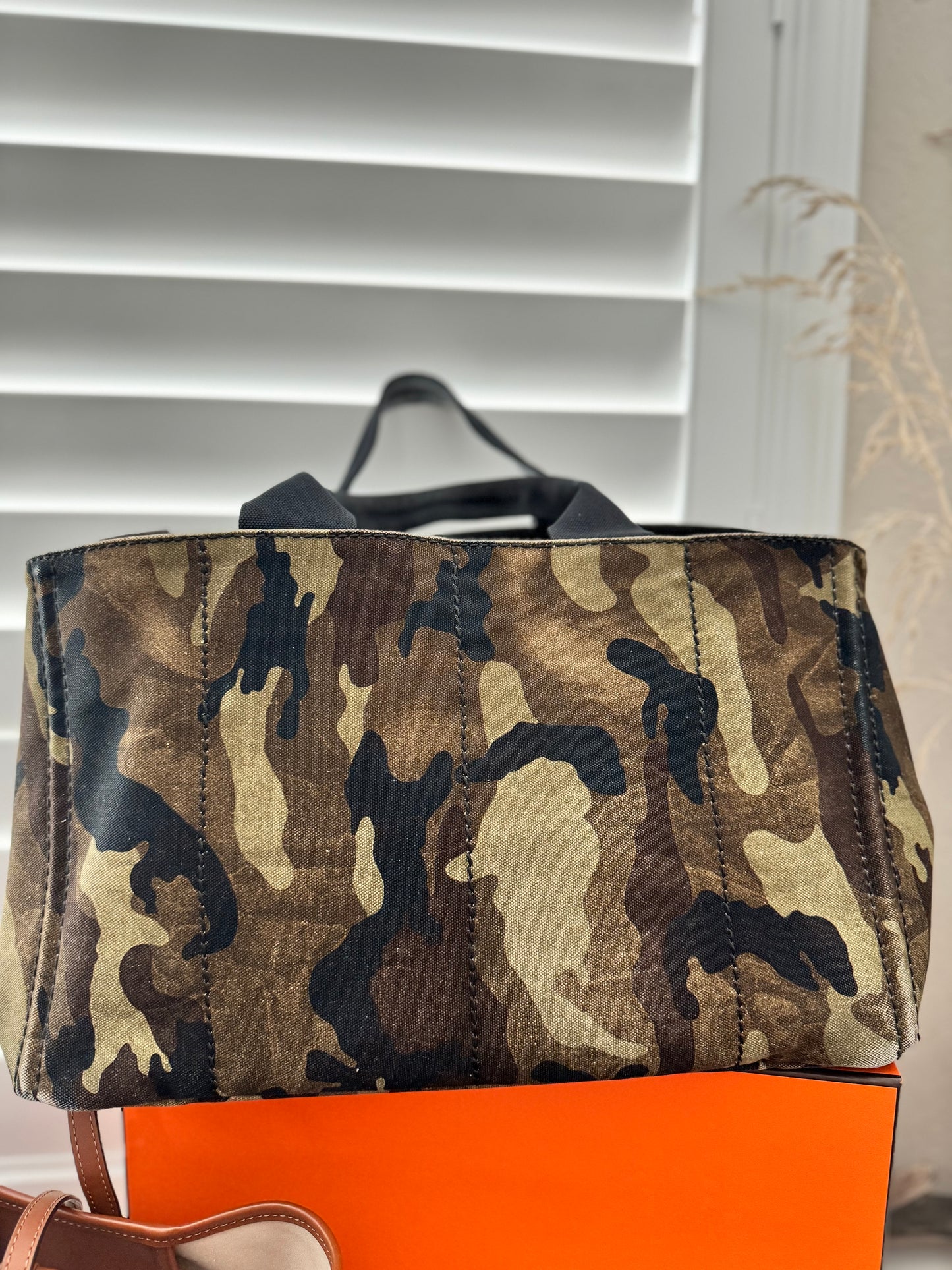 PRADA-Logo Camouflage Canapa Canvas Large Tote-Bag (Pre-Loved)