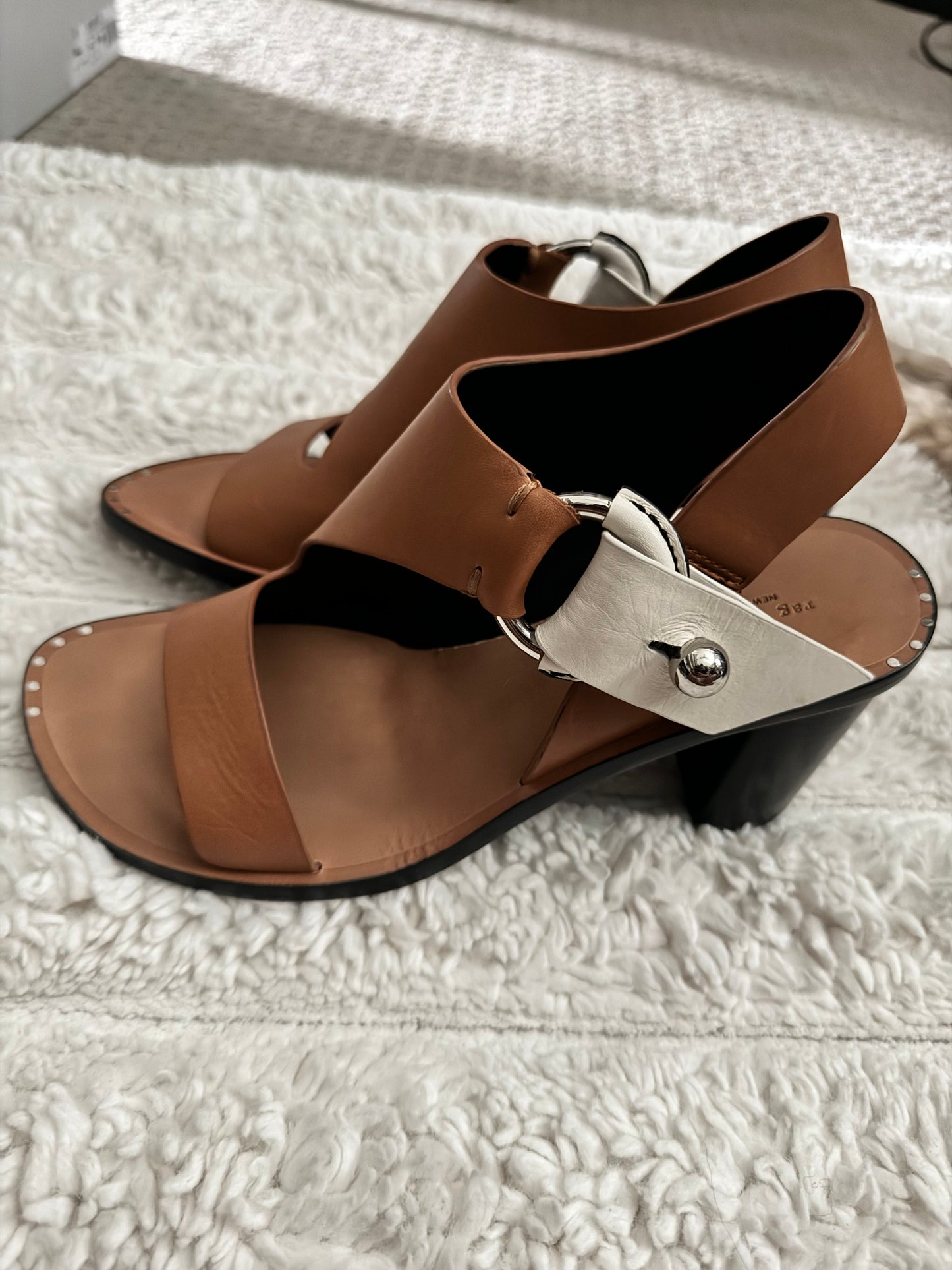 RAG & BONE Arc Cutout Slingback Sandal Size: 7.5 (New)