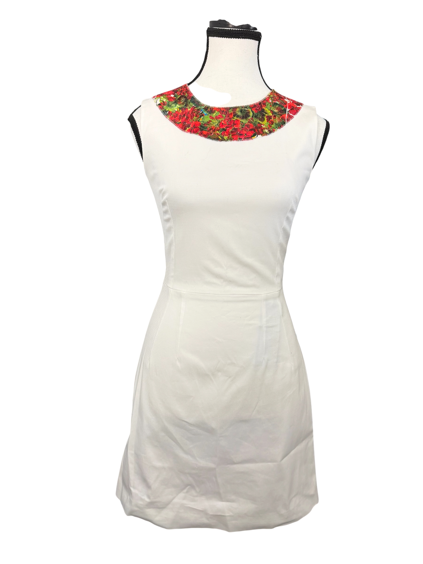 Dolce & Gabbana White Floral Embellished Sleeveless Dress NWT Size 38