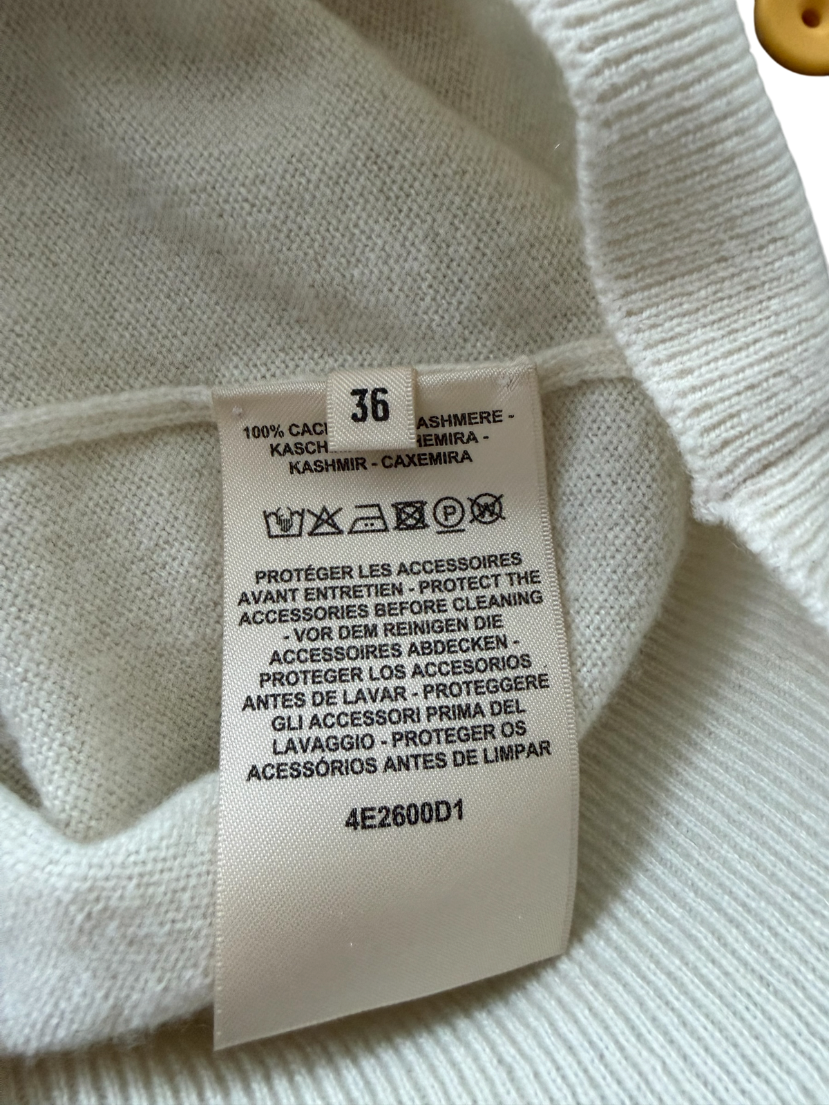 Hermès Cream Cashmere Short Sleeve Sweater – Size 36 / US 4 – COA Included