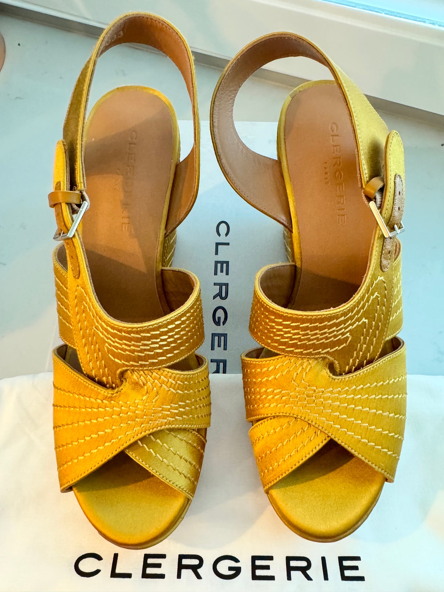 Robert Clergerie -Darlene Satin Gold Platform Sandals (New) Size: 7.5