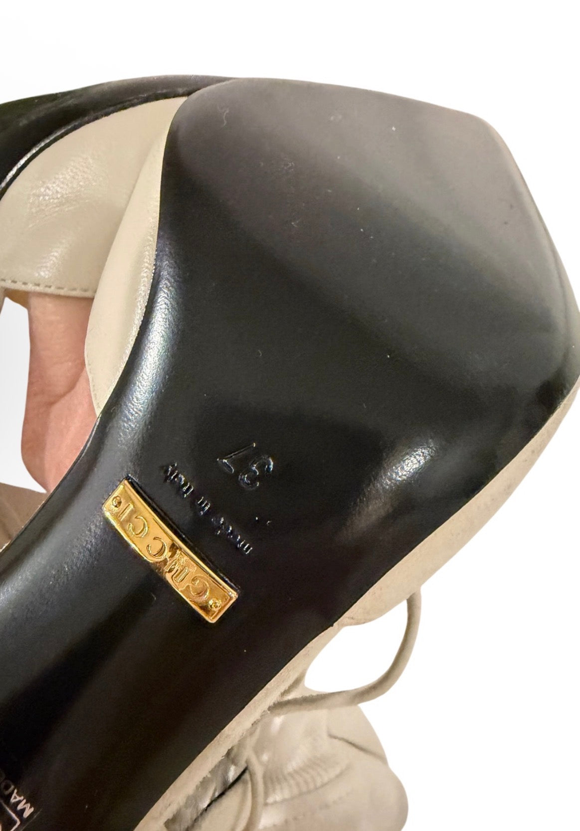 Gucci Ivory Lace-Up Pointed-Toe Pumps with Gold-Tone Heel | Size 37