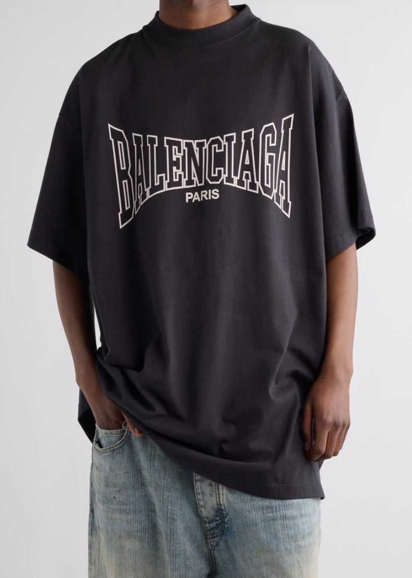 Balenciaga Boxing Vintage Logo Oversized T-Shirt Black Unisex Size Medium NWT