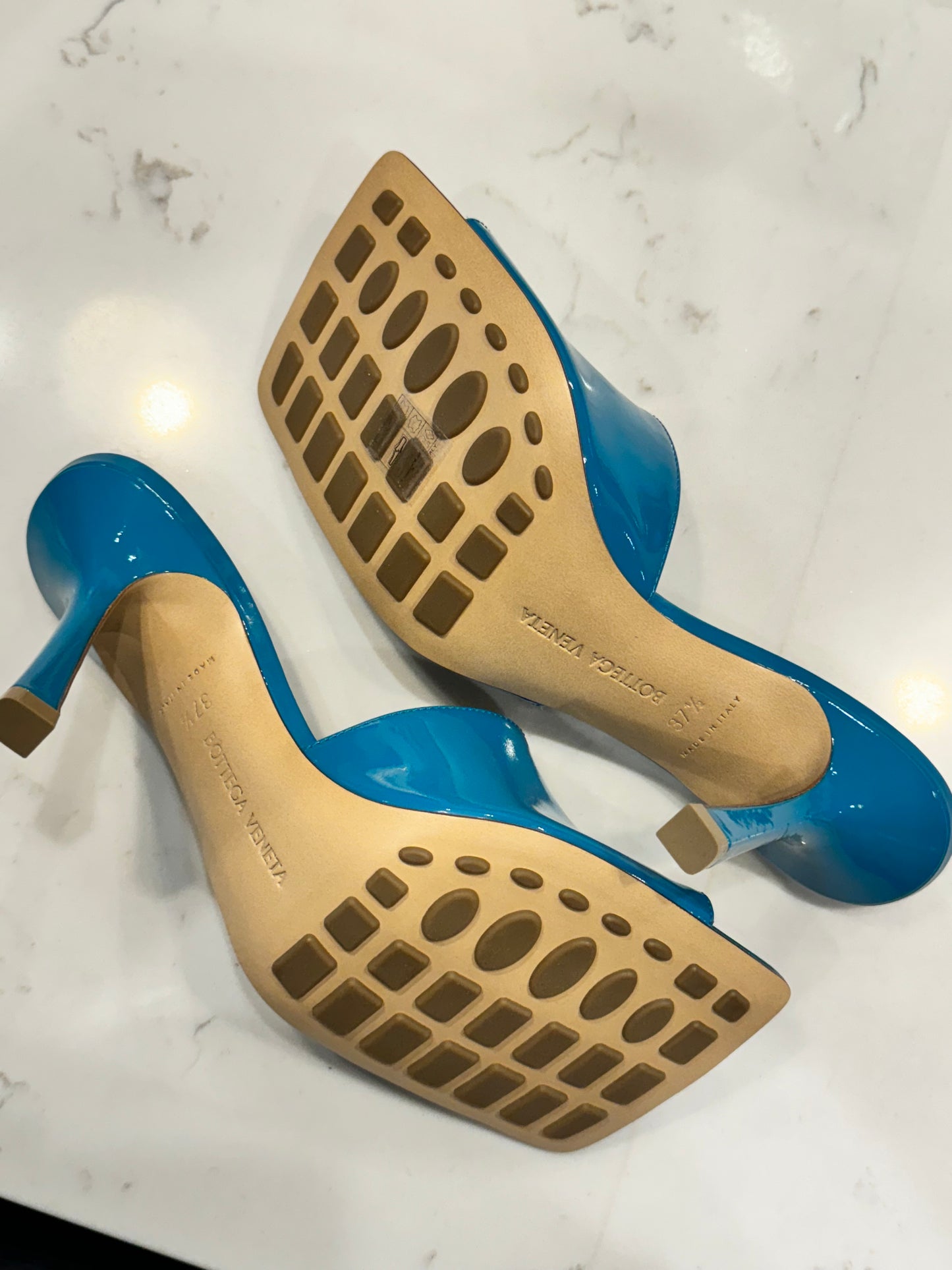 Bottega Venetta - NWB Sandals In Solid Blue Gloss Calf Blaster Size 37.5