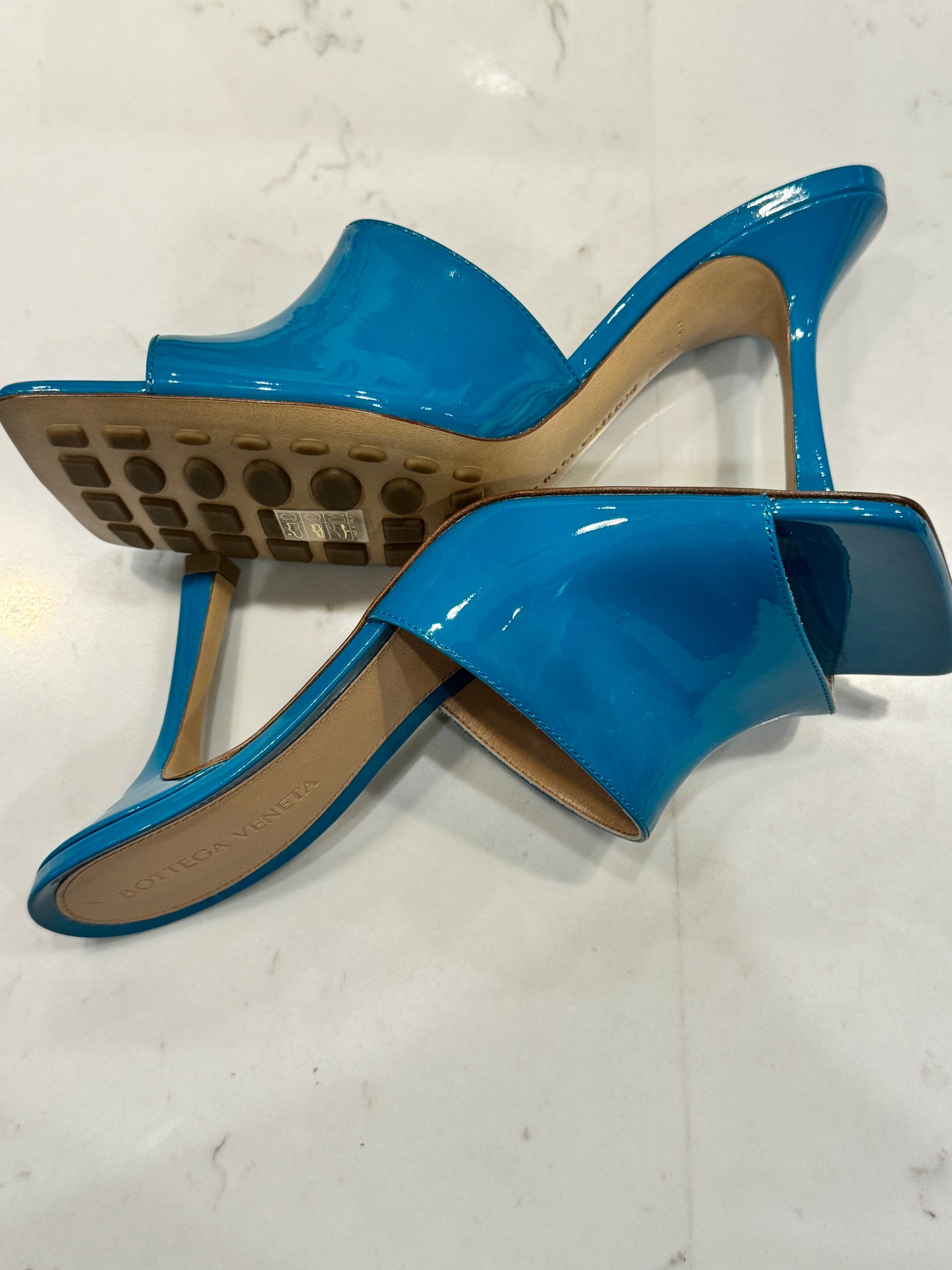 Bottega Venetta - NWB Sandals In Solid Blue Gloss Calf Blaster Size 37.5