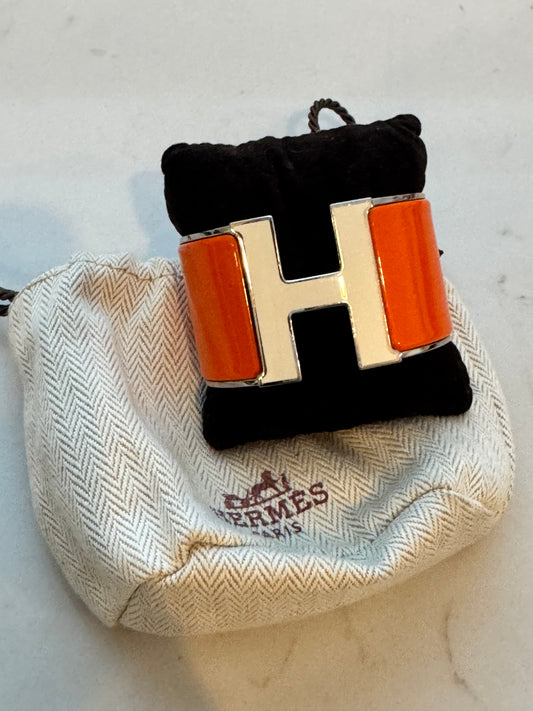 HERMES XL Clic Clac H bracelet Size: PM (Pre Loved)