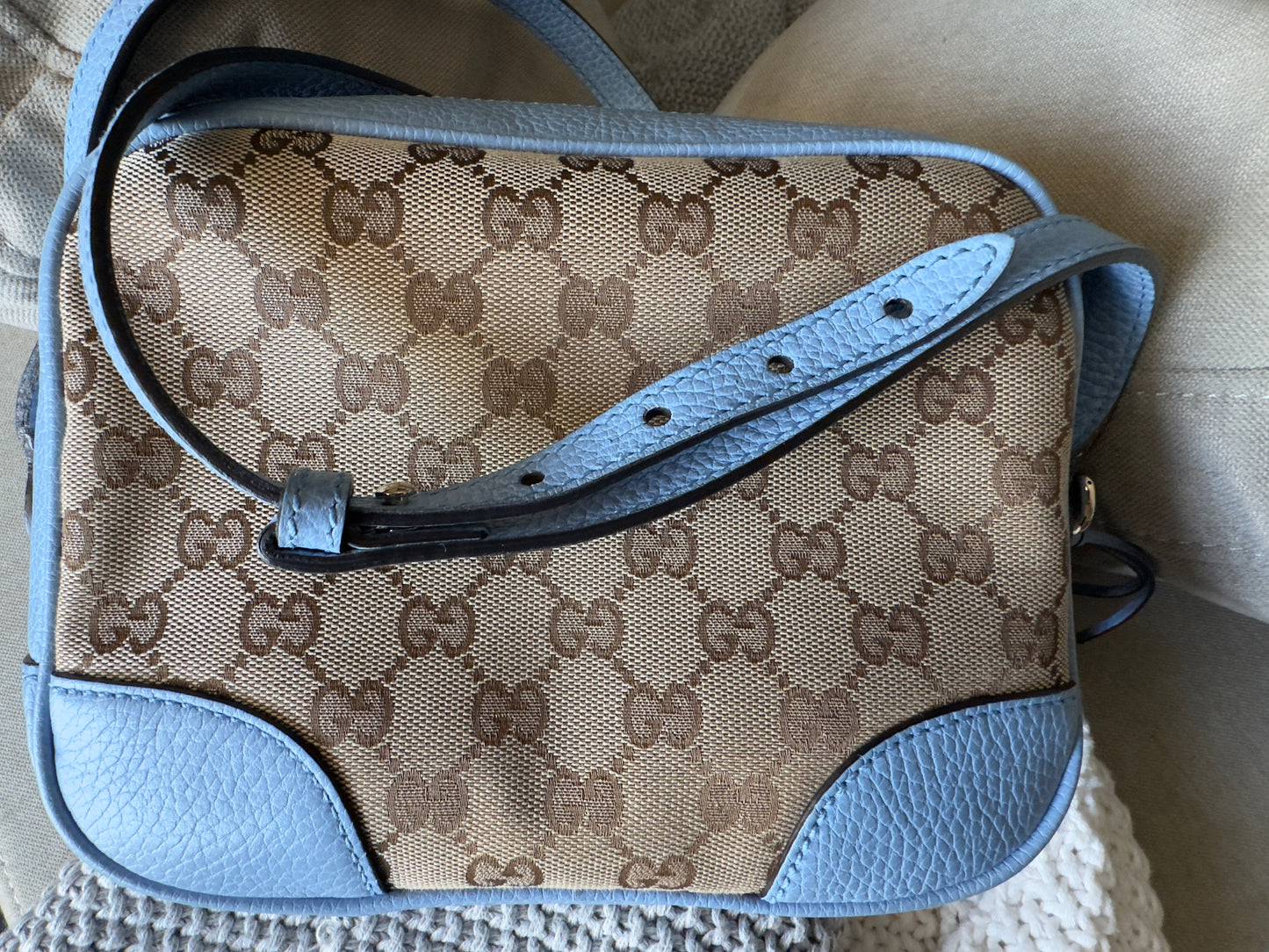 GUCCI Blue Original GG Canvas Bree Crossbody