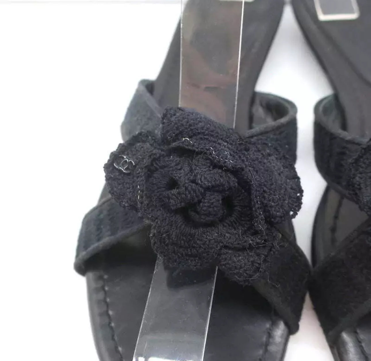 CHANEL Crochet Camelia Crisscross Black Slide Sandals Size: EU37.5/US 6.5-7