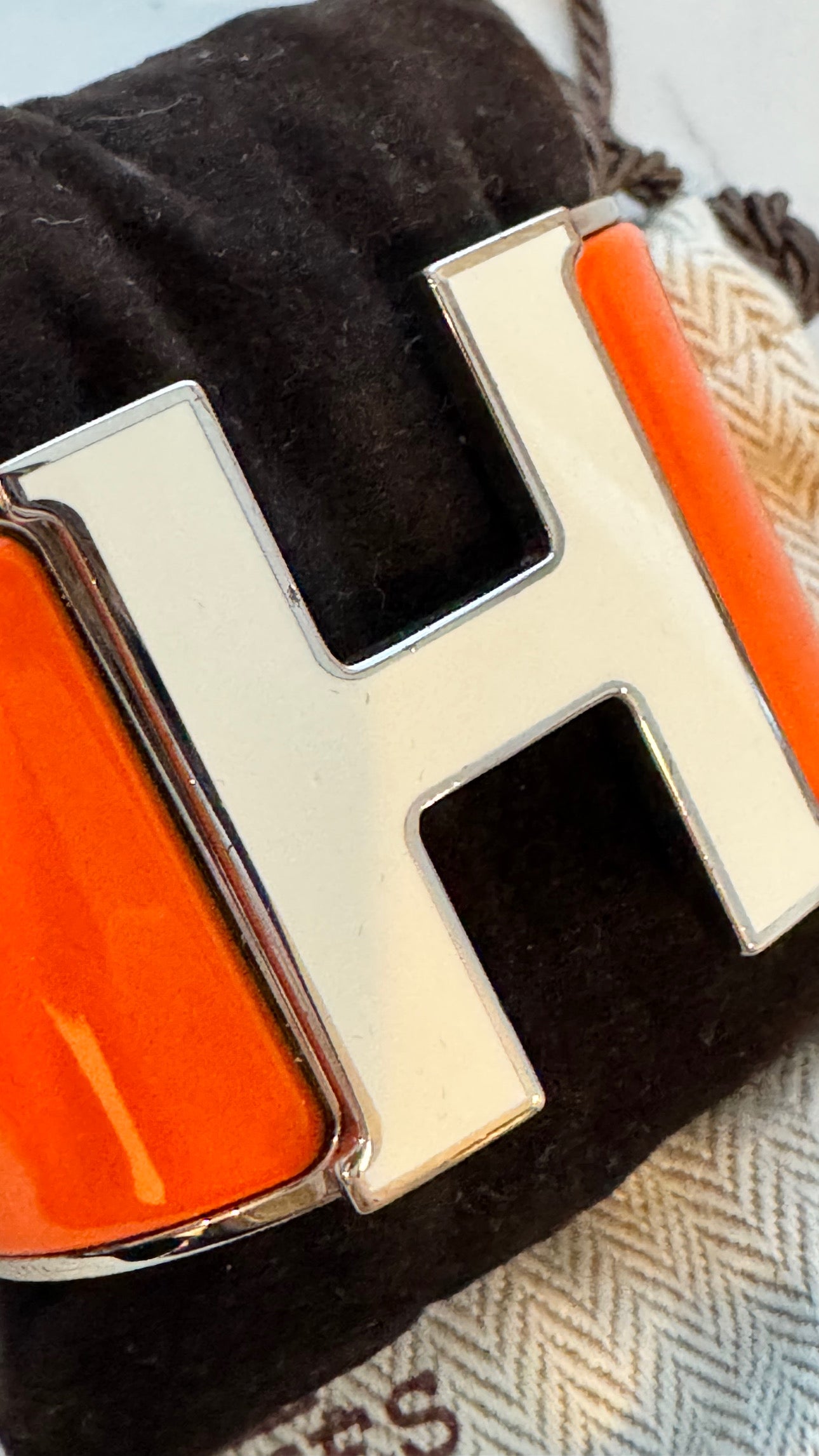 HERMES XL Clic Clac H bracelet Size: PM (Pre Loved)