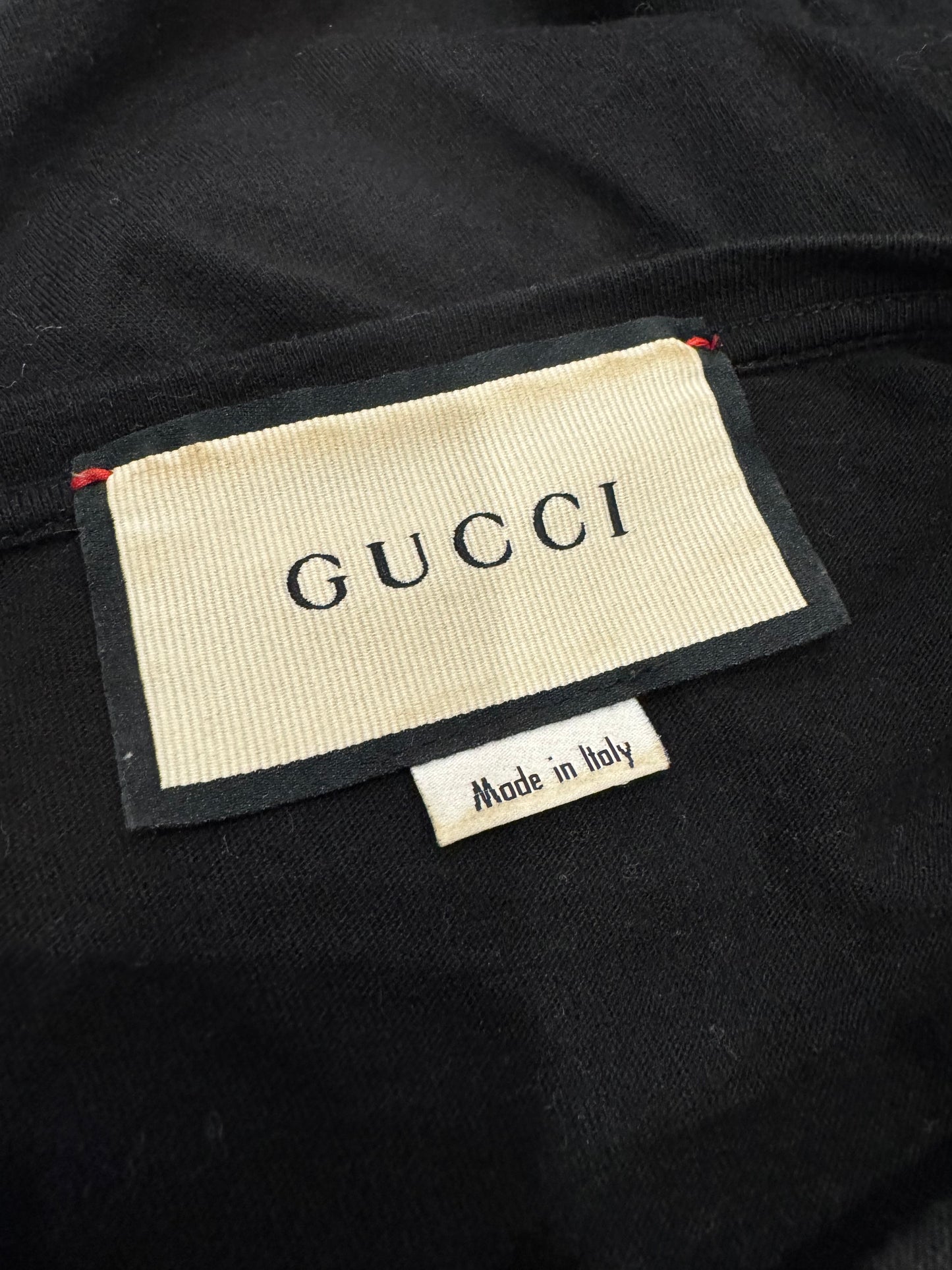 GUCCI - Logo Black T-Shirt Size: XL (Pre-Loved)