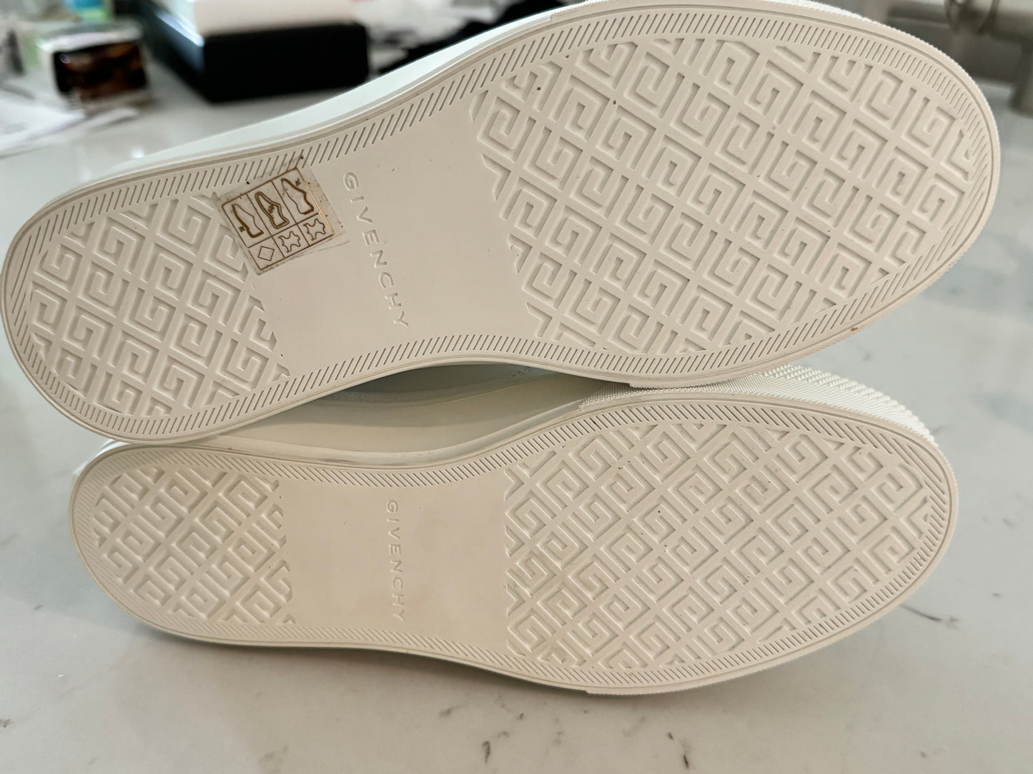 GIVENCHY - Women's City High Front 4G Zip High Top Sneakers White Size: 36.5 (New)