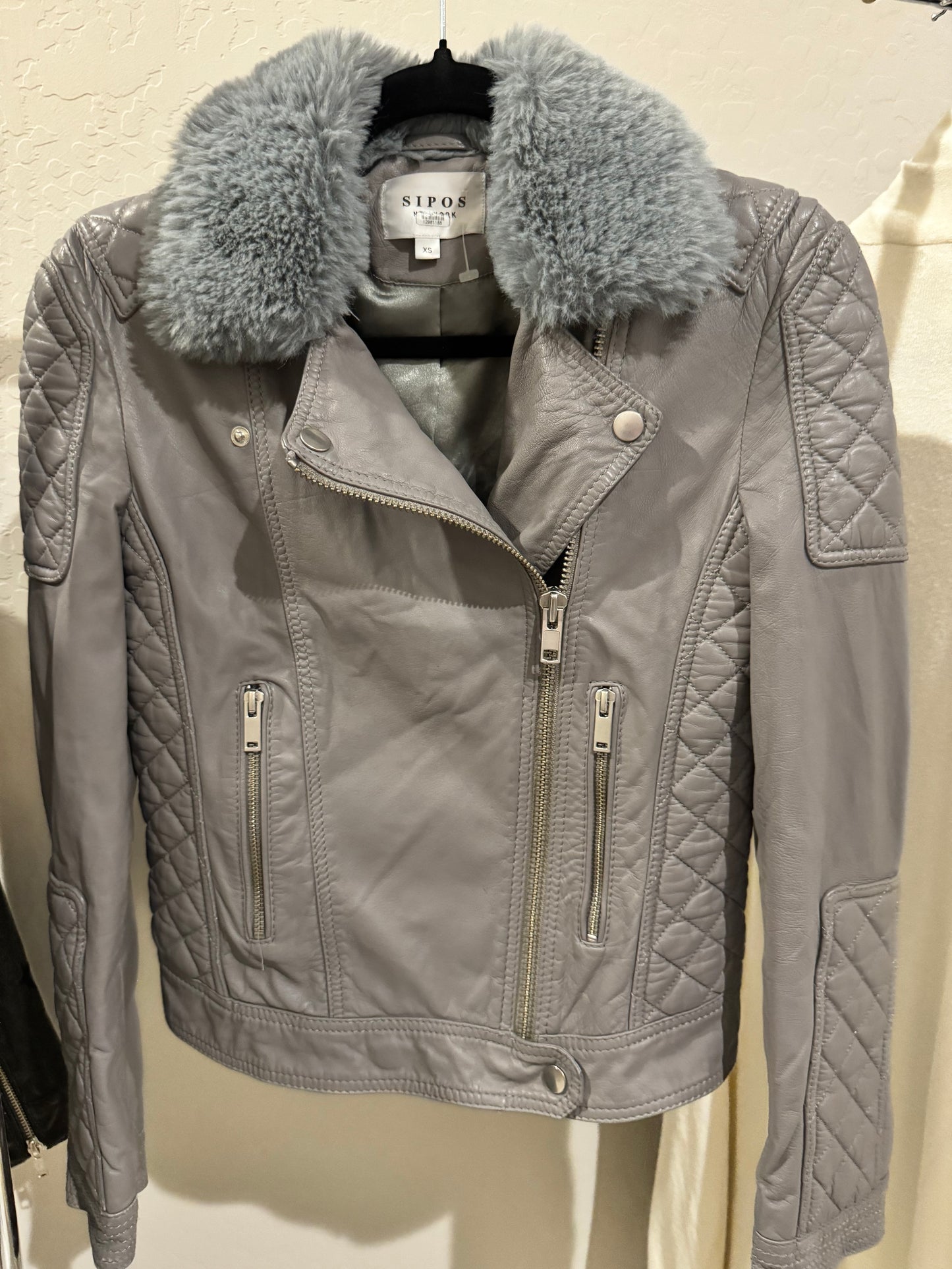 Samantha Sipos Quilted Grey Leather Biker Jacket (Pre-Loved) Size: XS