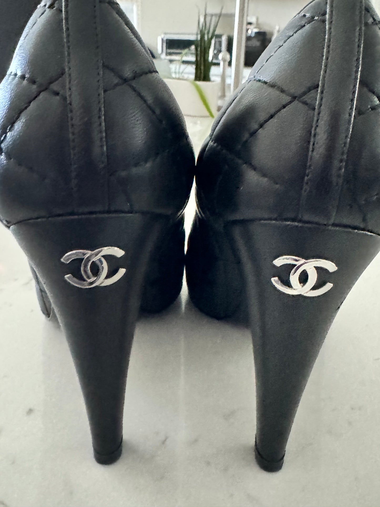 CHANEL Lambskin Quilted Black CC Cap Toe Pumps (Pre-Loved) Size: 35/US 5